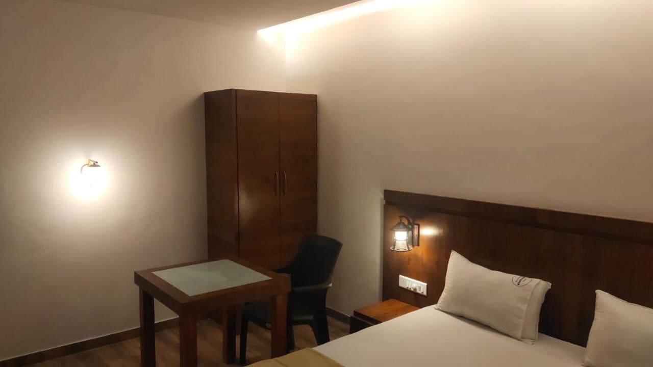 Hotel Anvisha Executive Mangvadi Εξωτερικό φωτογραφία